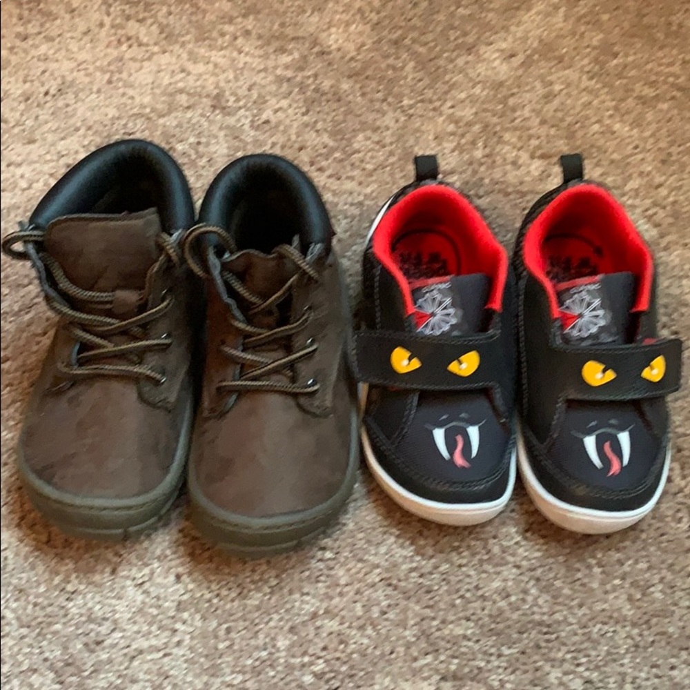 EUC Boots & Sneakers